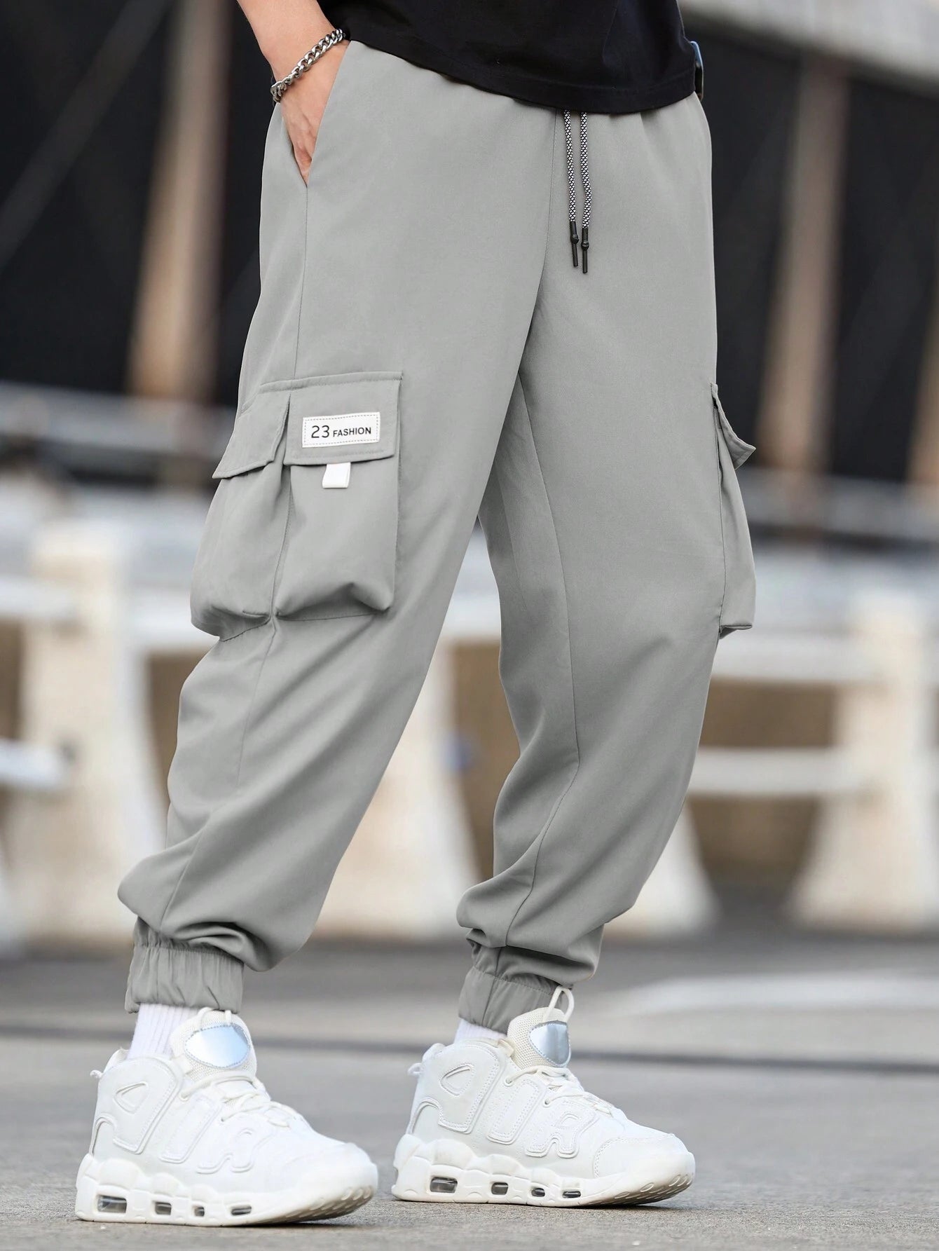 MENS OVERSIZED CARGO PANTS. Baggy cargo joggers