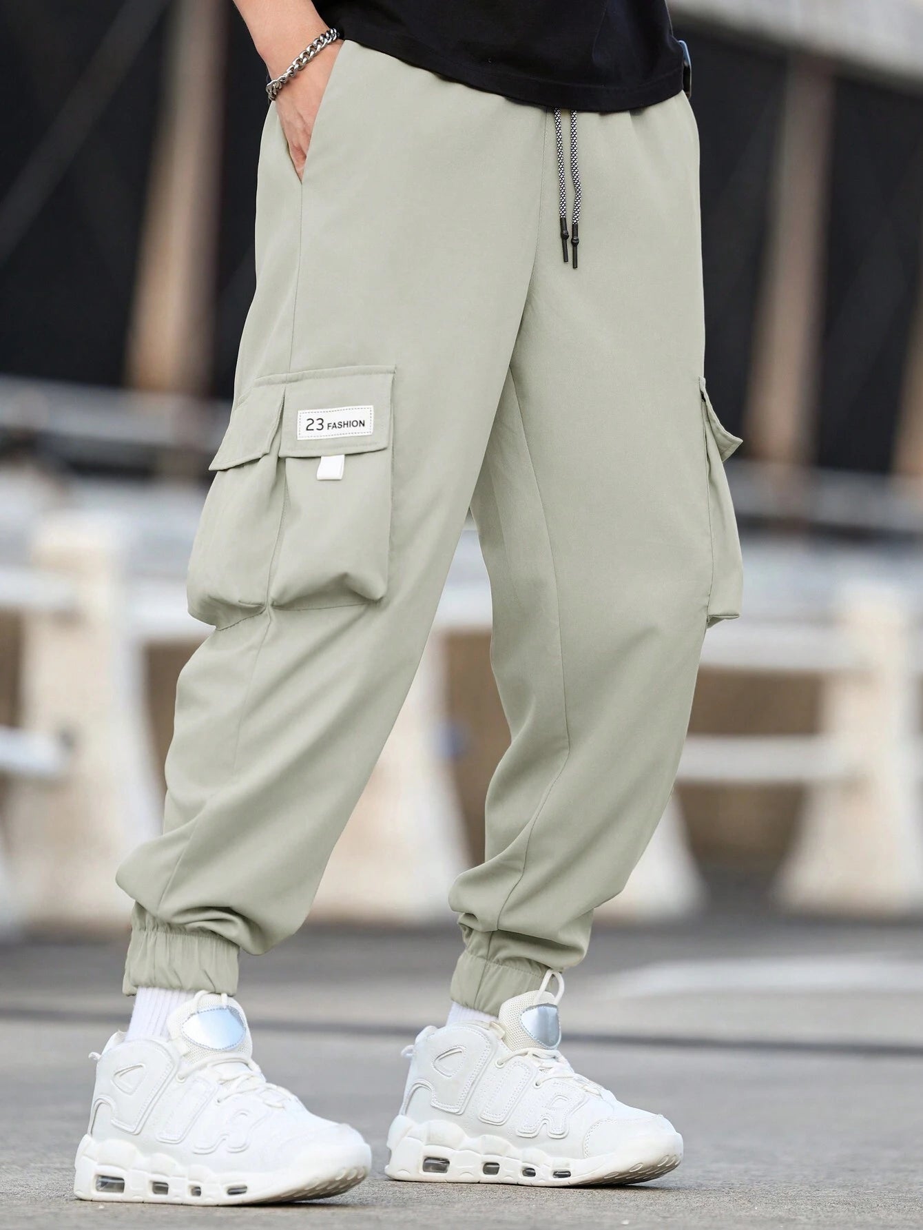 MENS OVERSIZED CARGO PANTS. Baggy cargo joggers