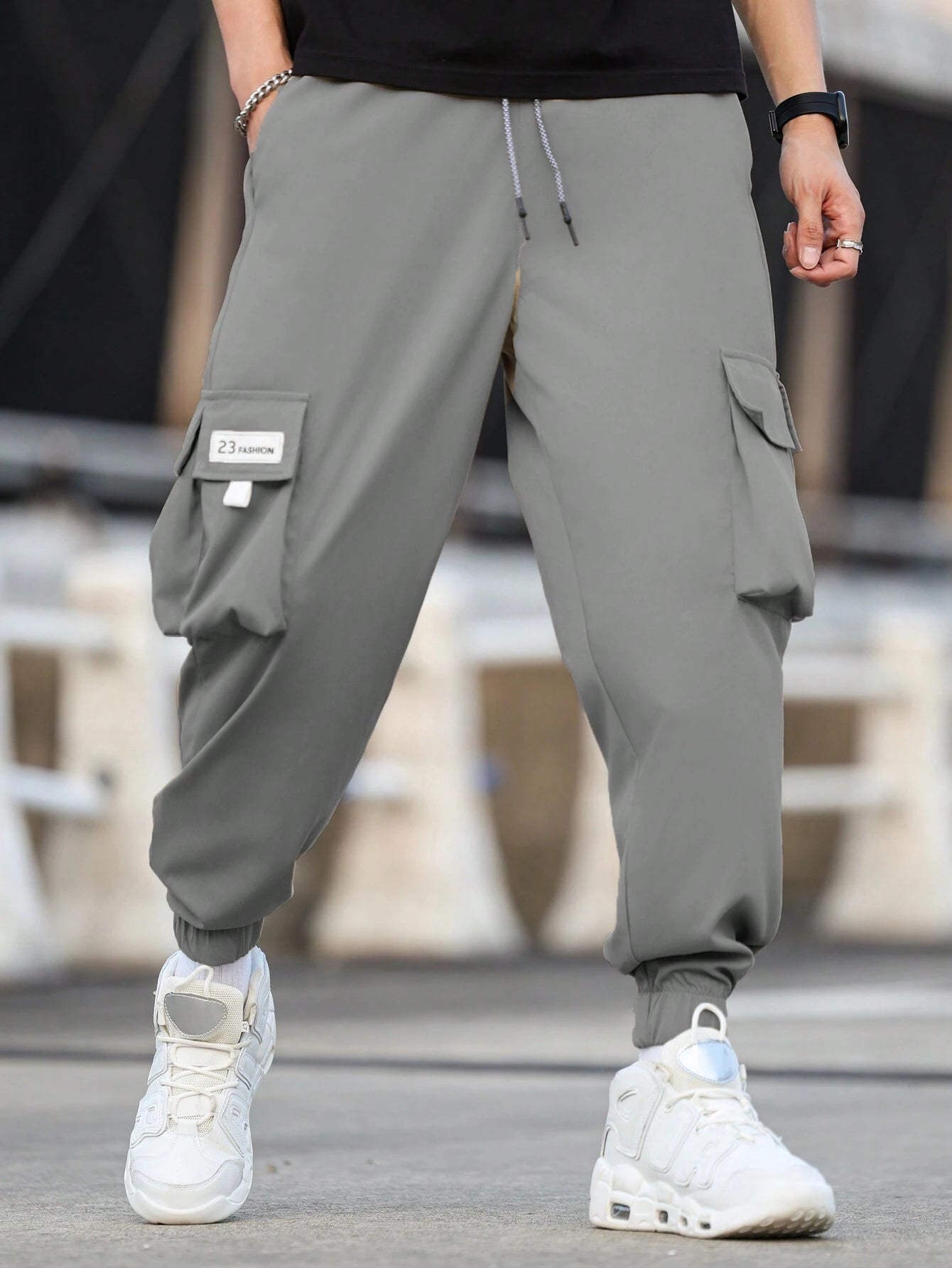 MENS OVERSIZED CARGO PANTS. Baggy cargo joggers