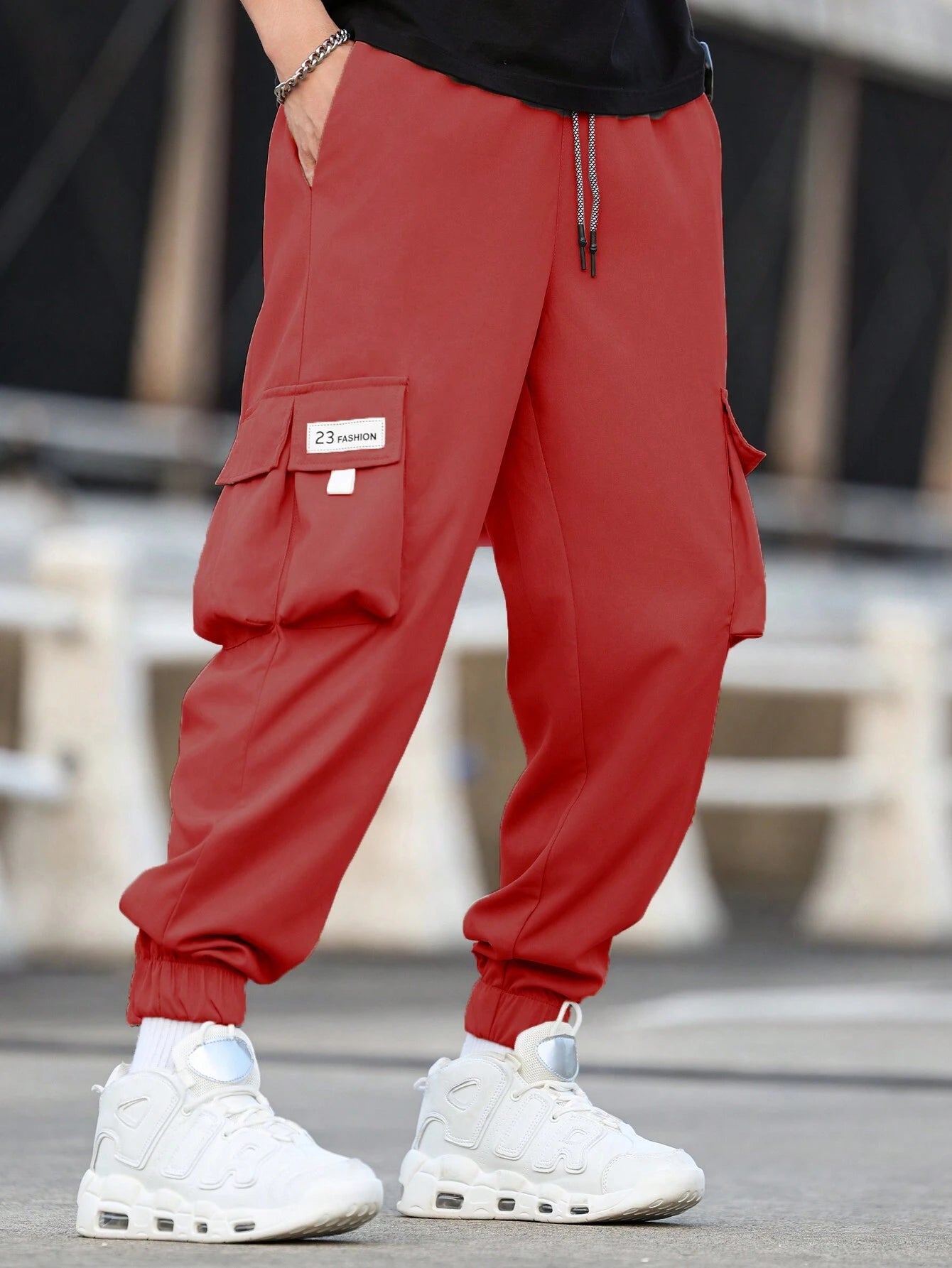 MENS OVERSIZED CARGO PANTS. Baggy cargo joggers