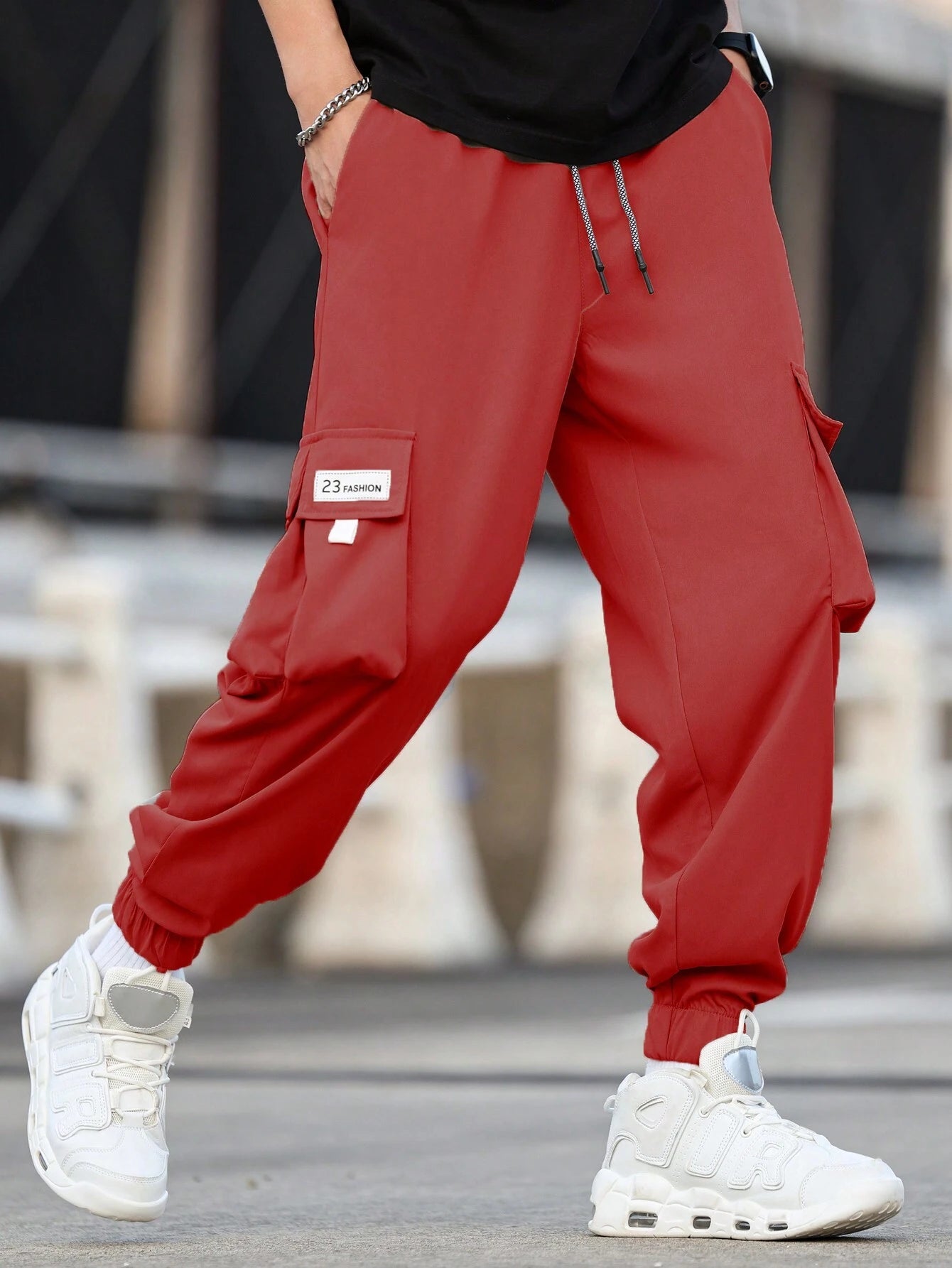 MENS OVERSIZED CARGO PANTS. Baggy cargo joggers