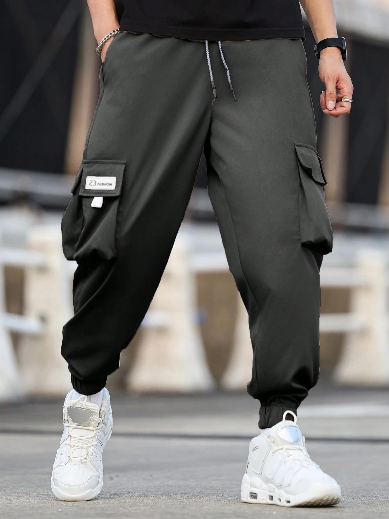 MENS OVERSIZED CARGO PANTS. Baggy cargo joggers