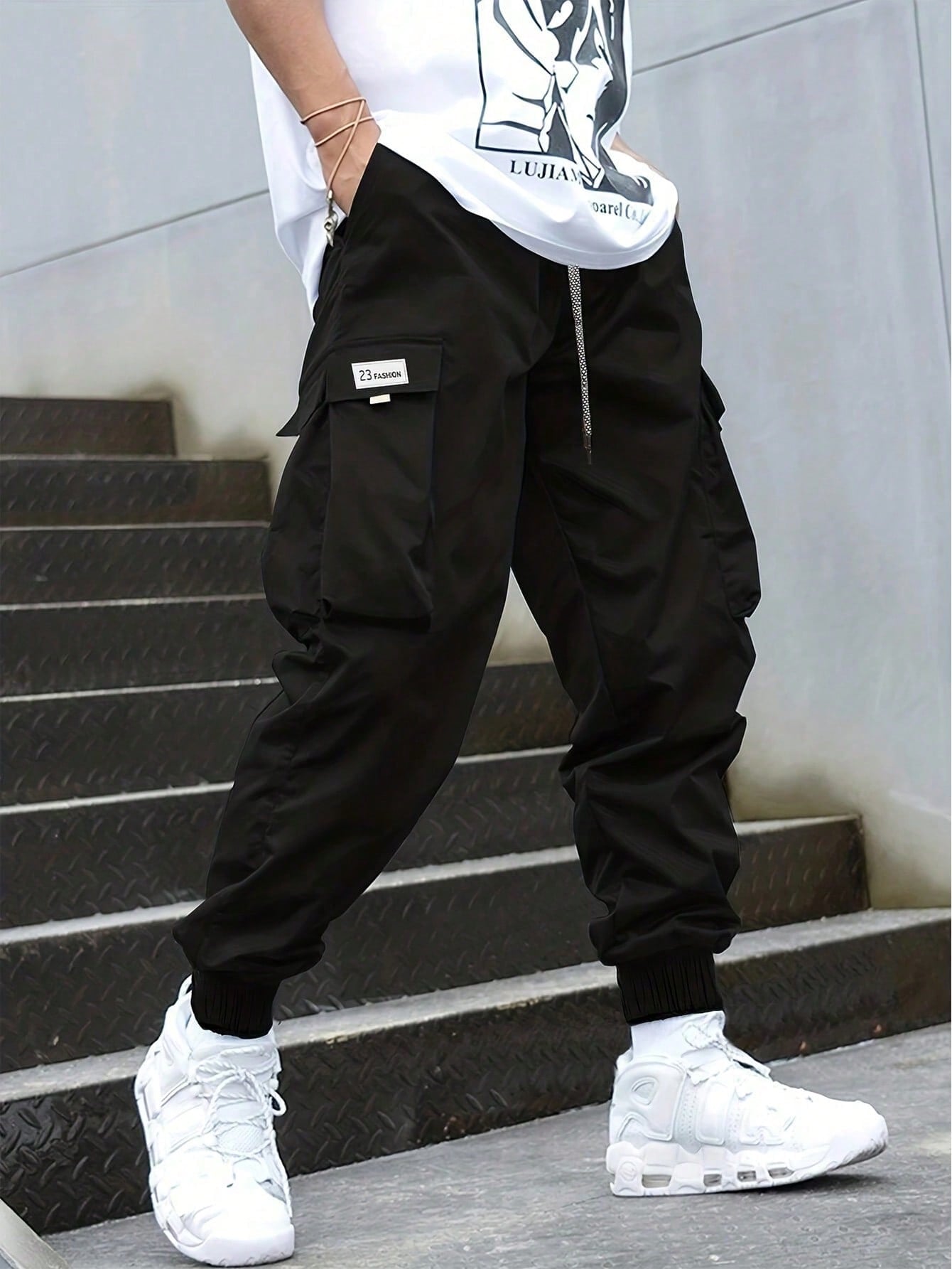 MENS OVERSIZED CARGO PANTS. Baggy cargo joggers